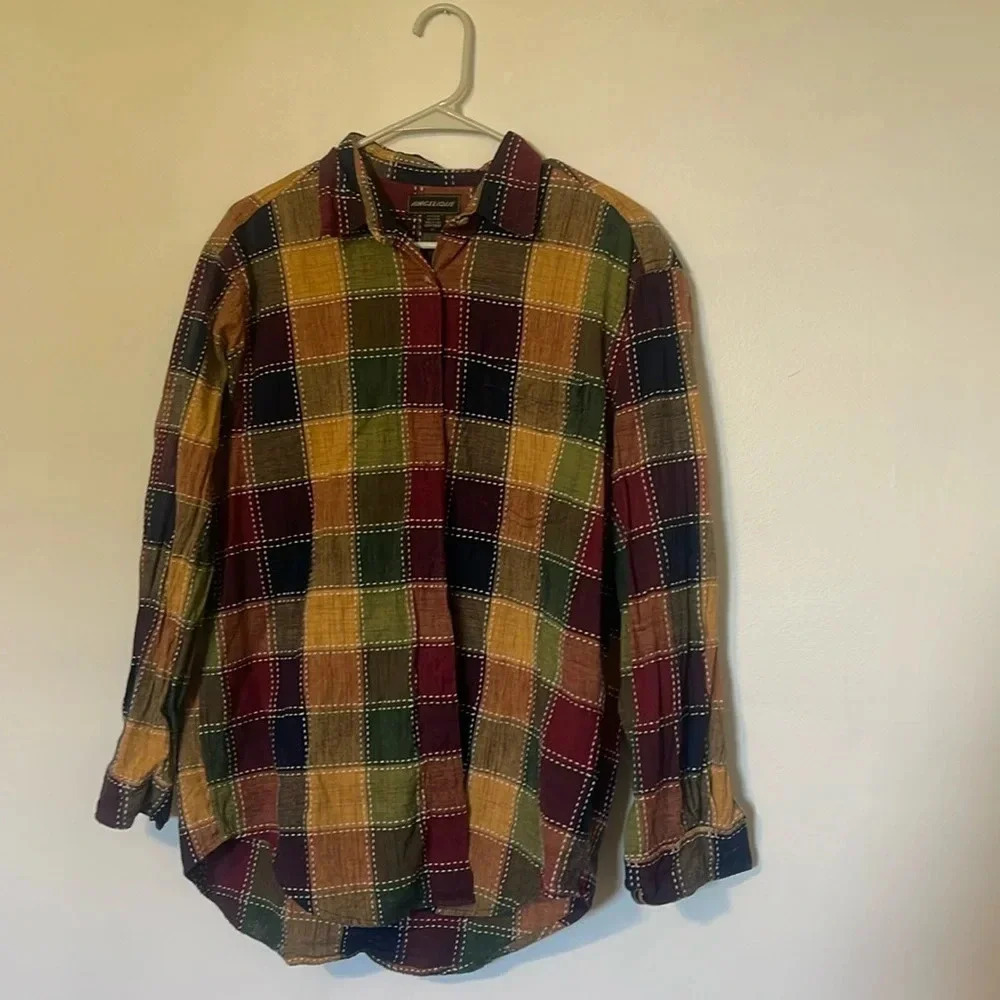Vintage Angelique multicolor button down top with stitch detailing